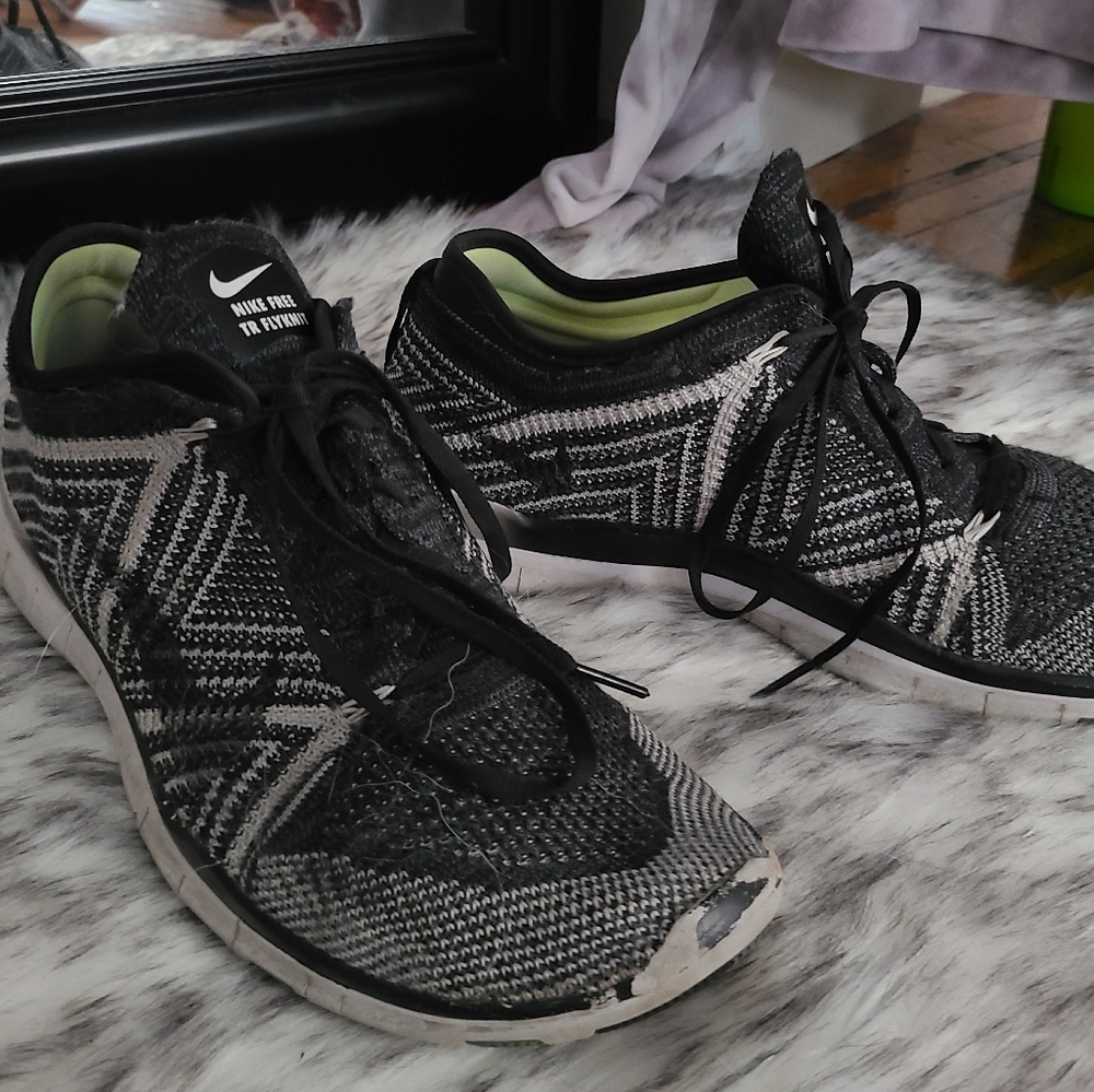Nike Free FlyKnit Size 8